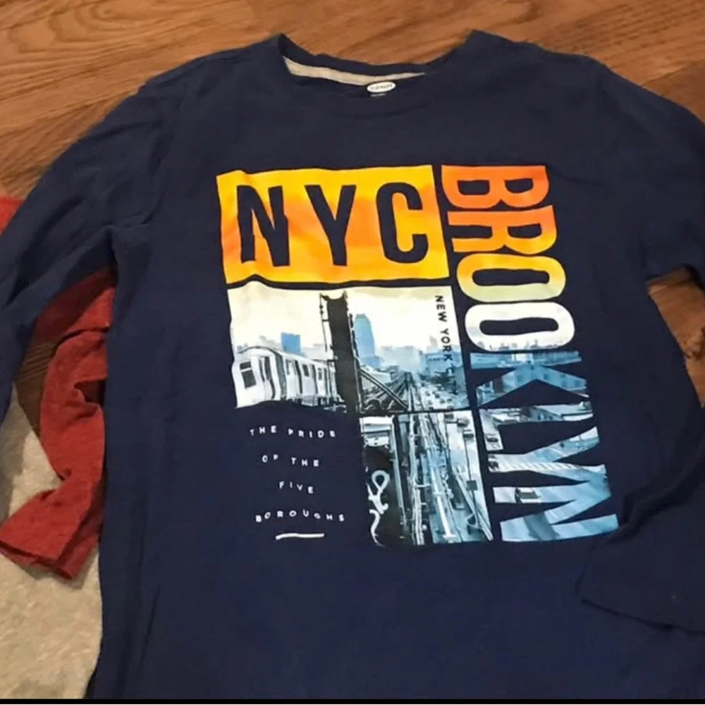Old Navy T Shirts Brooklyn size10 Graphic  Long Sleeve Tee